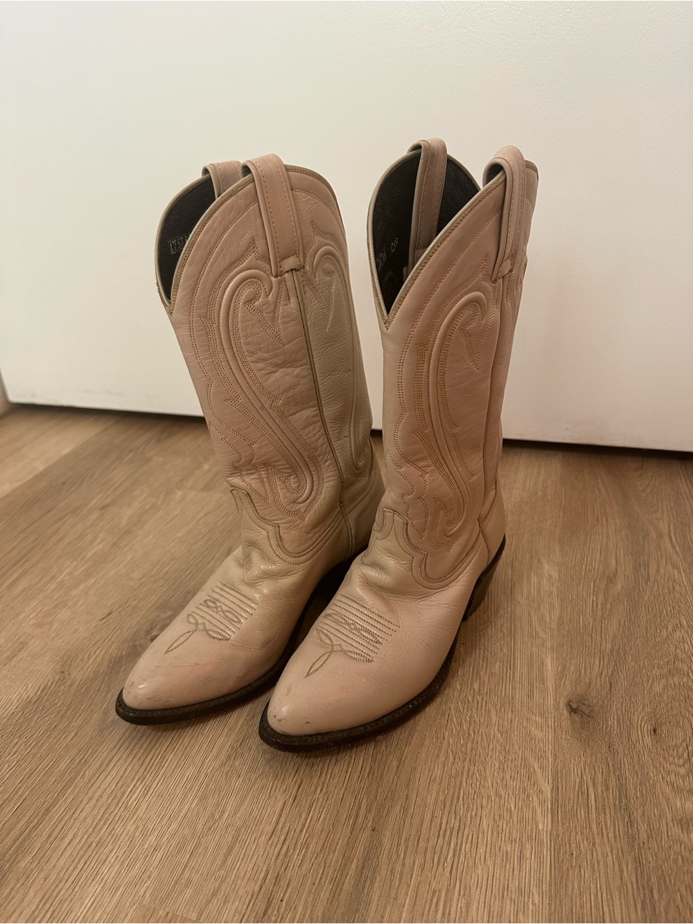 Durango Beige Western Heeled Cowboy Boots